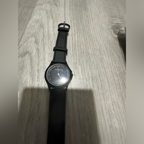 Shu Uemura Watch - Picture 6 of 6